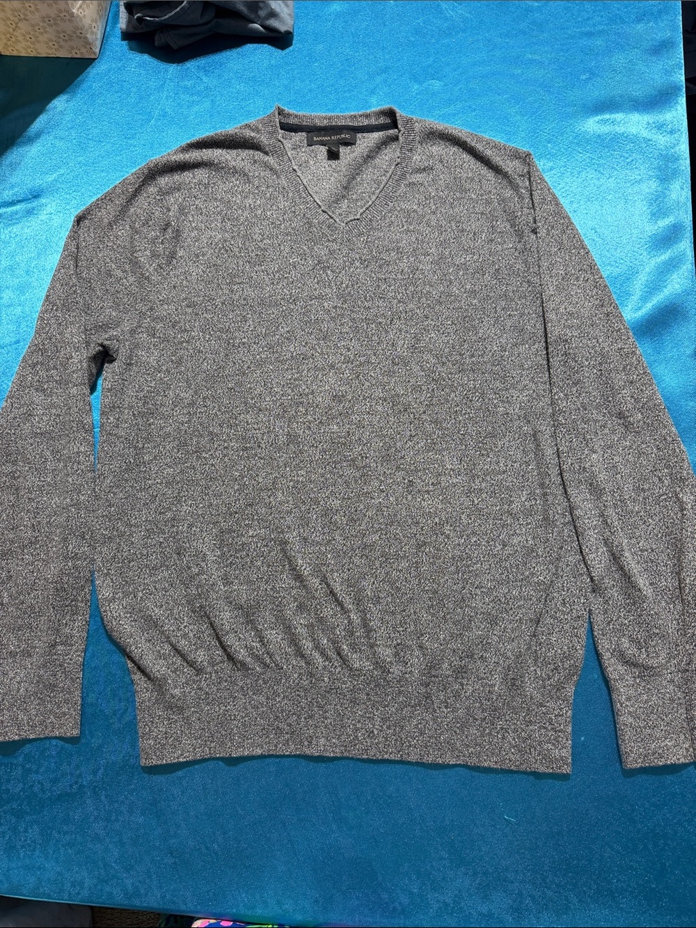 Banana Republic Gray V-Neck Men's Sweater
